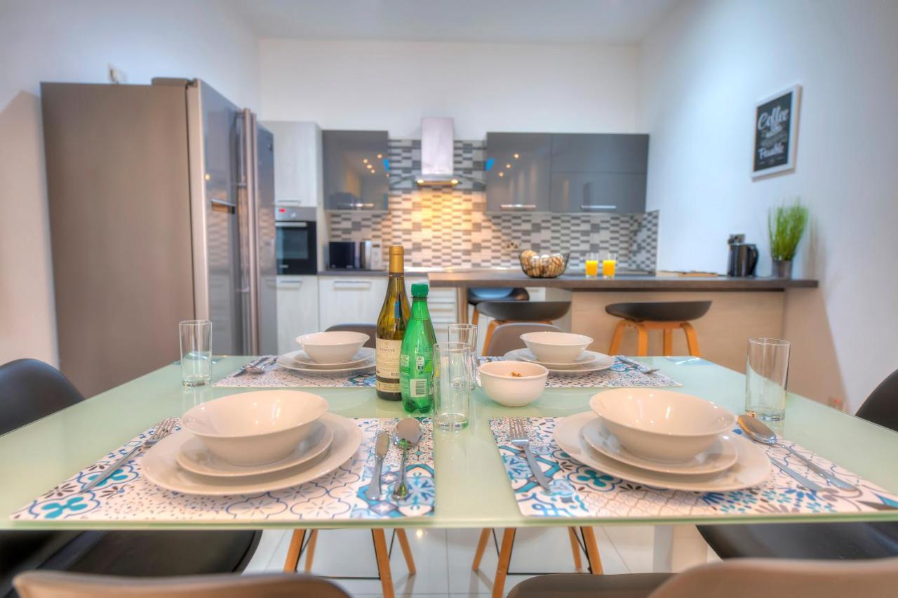 Spacious And Beautifully Furnished 3 Bedrooms/3Bathrooms Apartment With 2 Balconies Wvid1-1 Gzira Eksteriør bilde